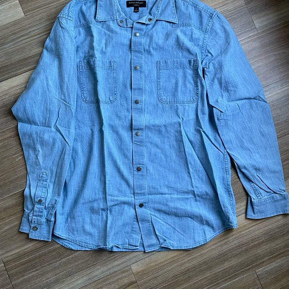 Men’s Button Down Casual Shirt - Picture 2 of 4